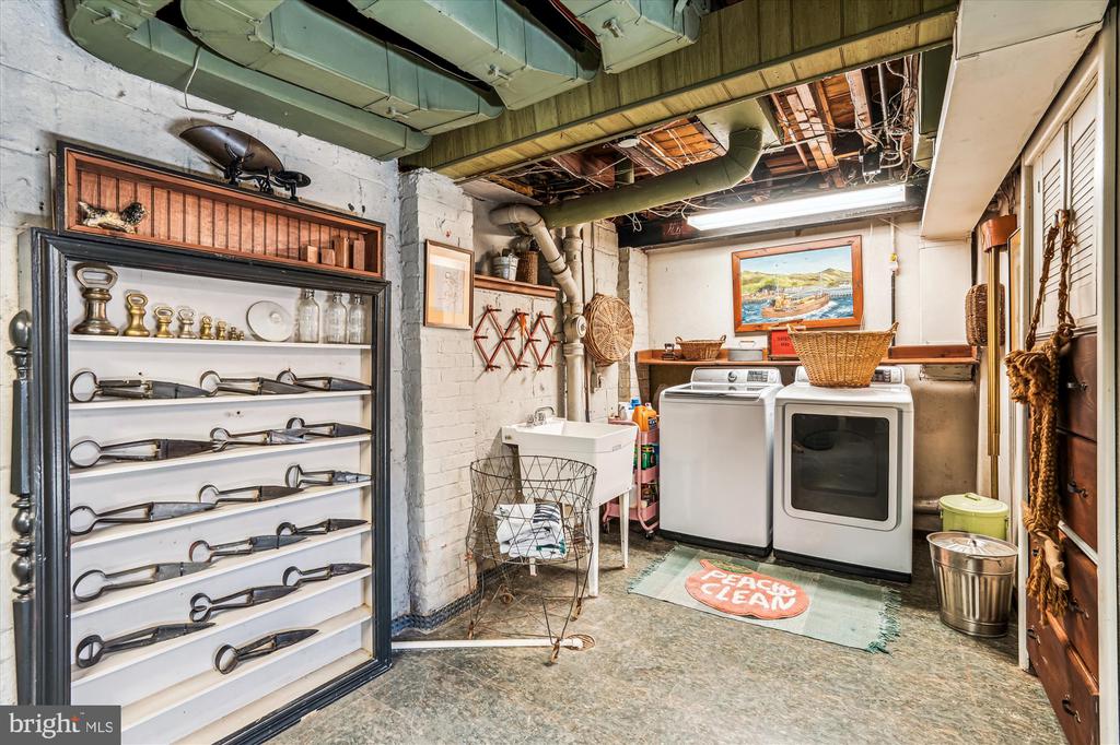 10545 SWEETBRIAR PARKWAY