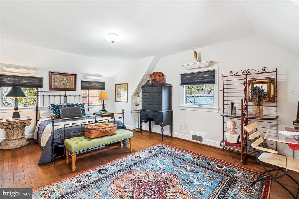 10545 SWEETBRIAR PARKWAY