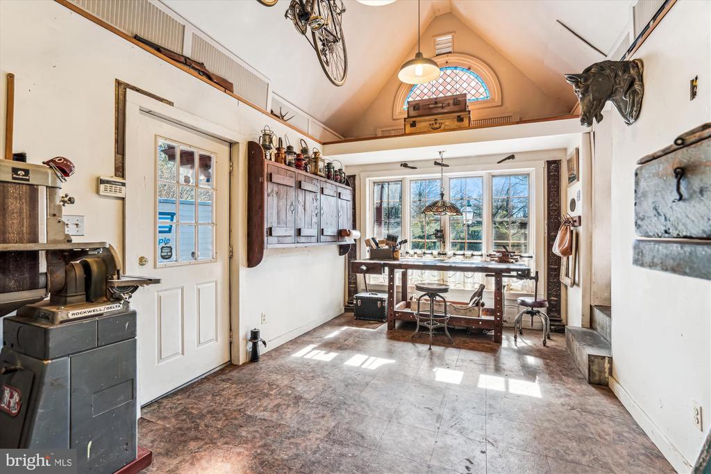 10545 SWEETBRIAR PARKWAY