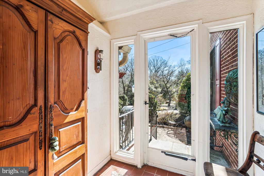 10545 SWEETBRIAR PARKWAY