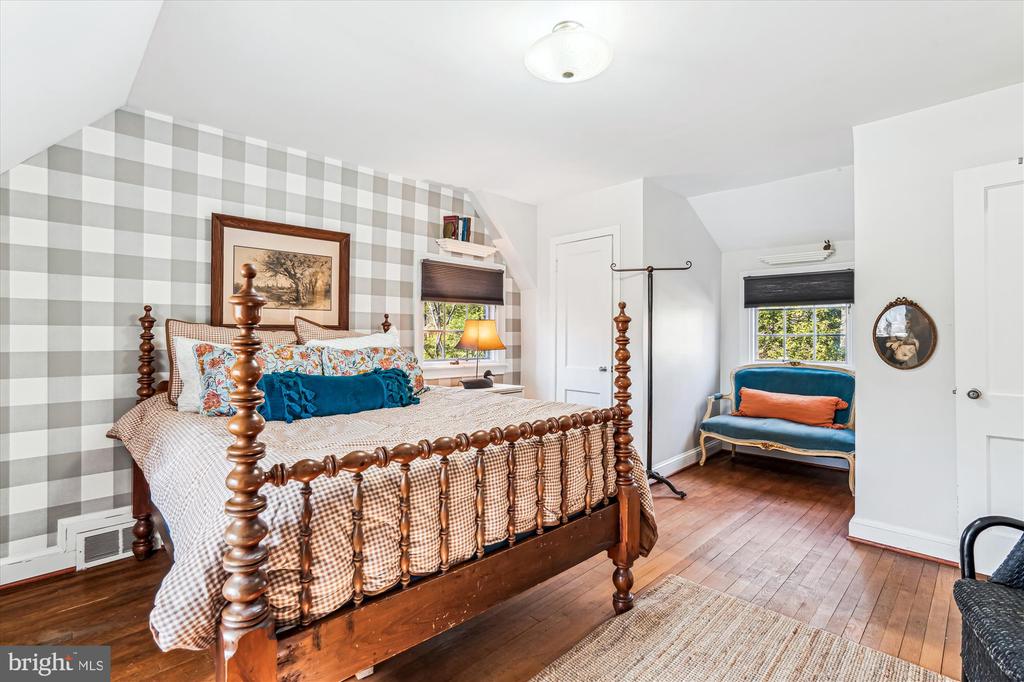 10545 SWEETBRIAR PARKWAY