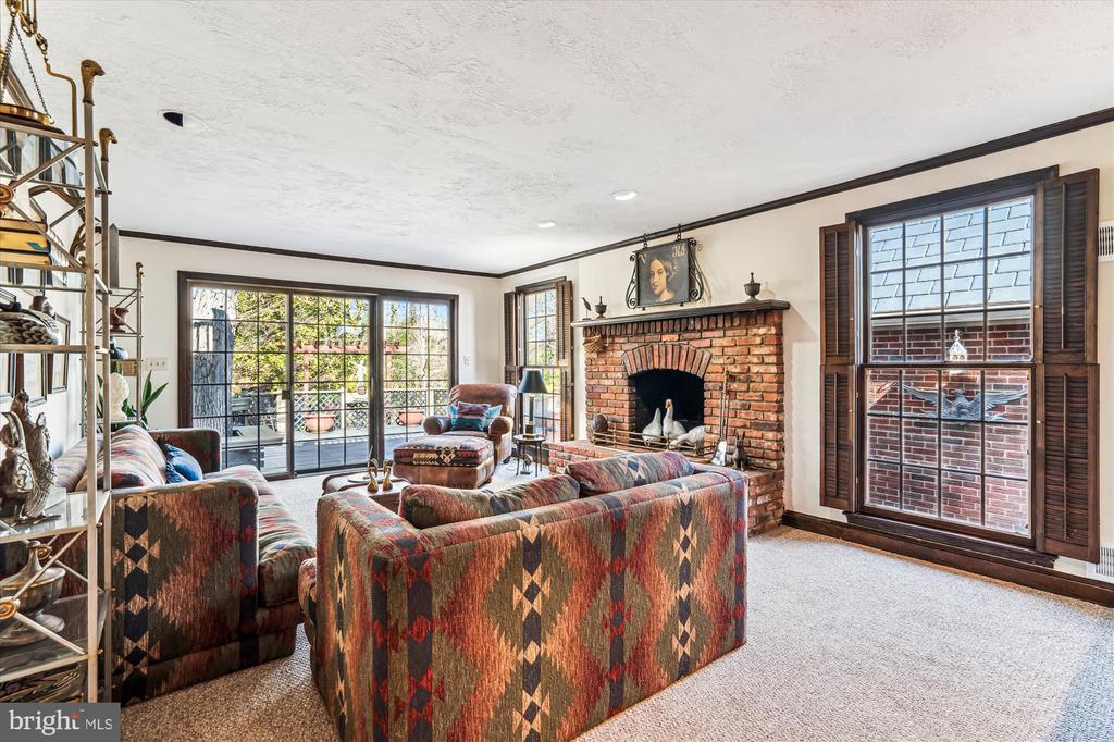 10545 SWEETBRIAR PARKWAY