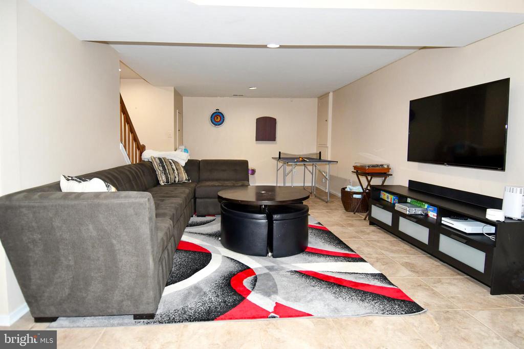 20712 ASPENWOOD LANE