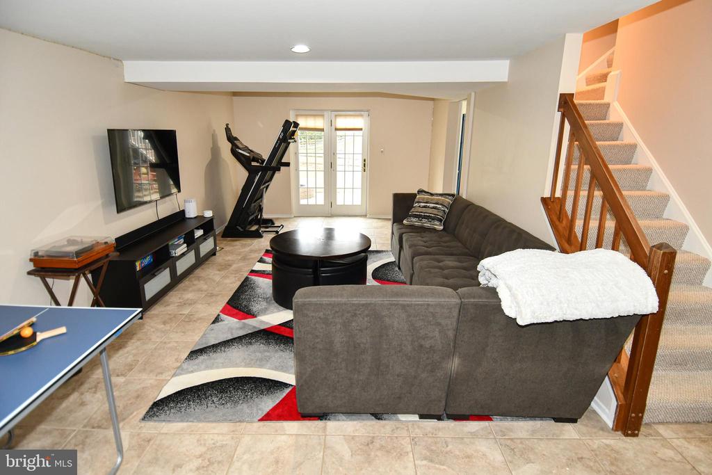 20712 ASPENWOOD LANE