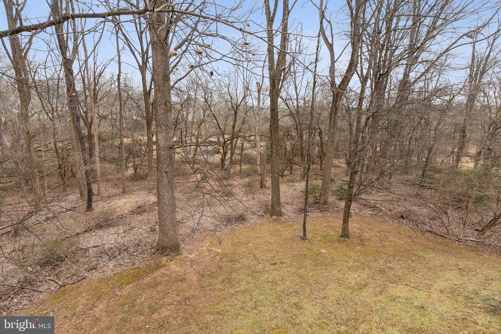 866 STILL CREEK LANE