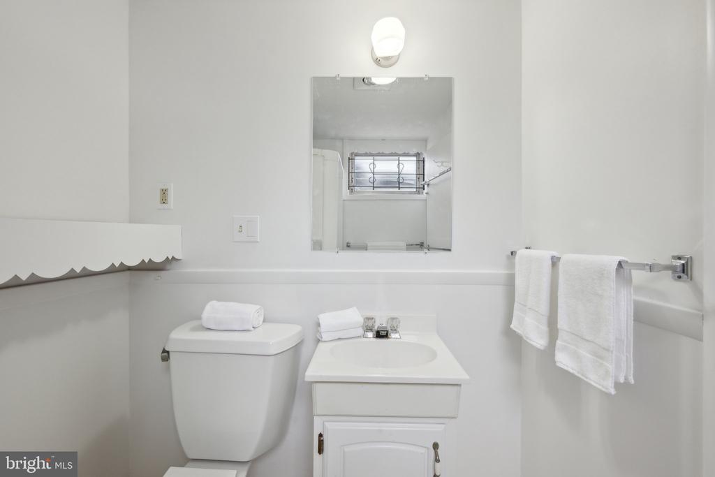 4110 MITSCHER COURT