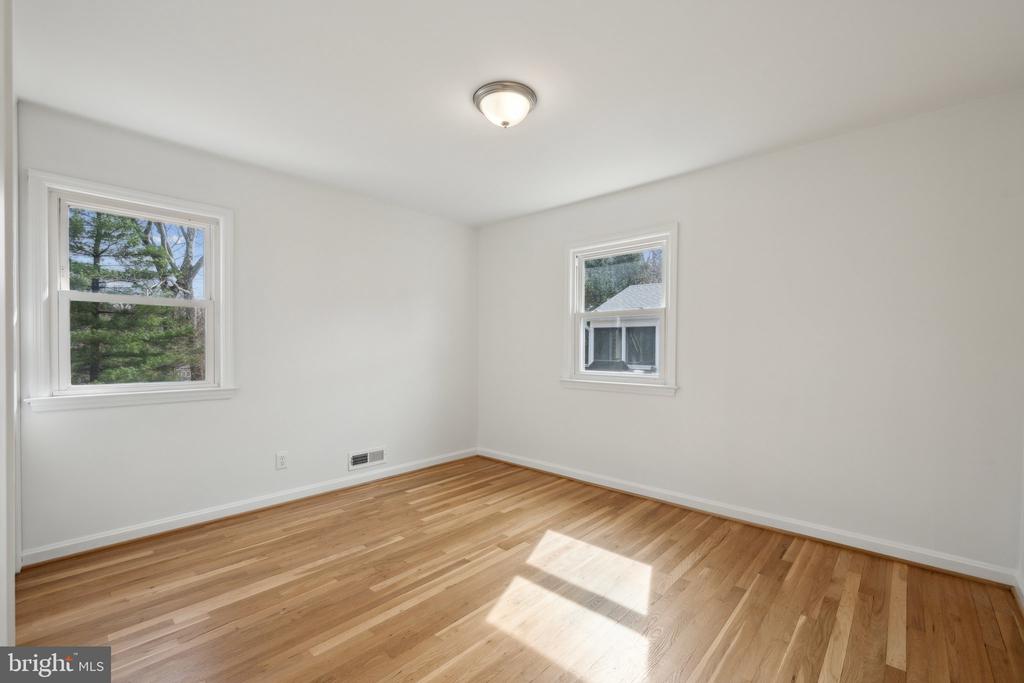 4110 MITSCHER COURT