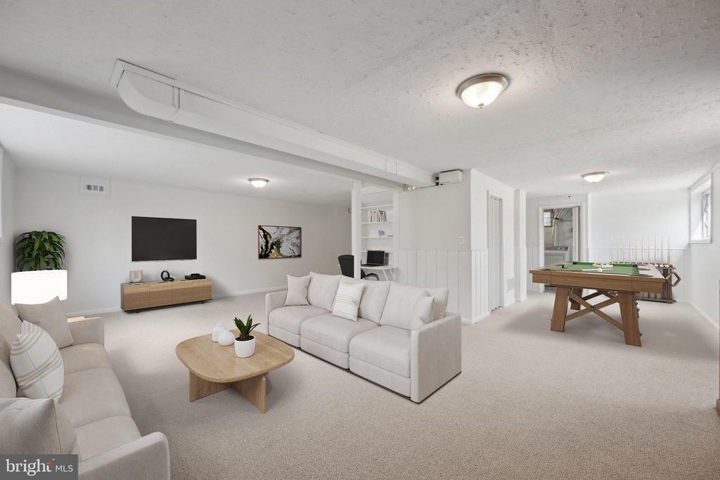 4110 MITSCHER COURT