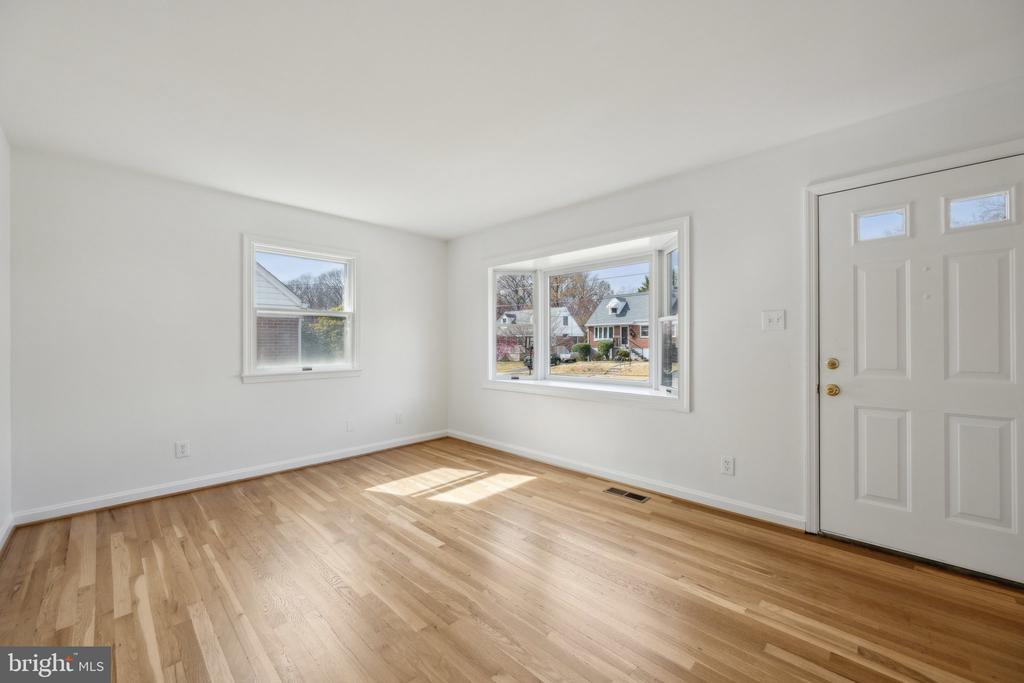4110 MITSCHER COURT