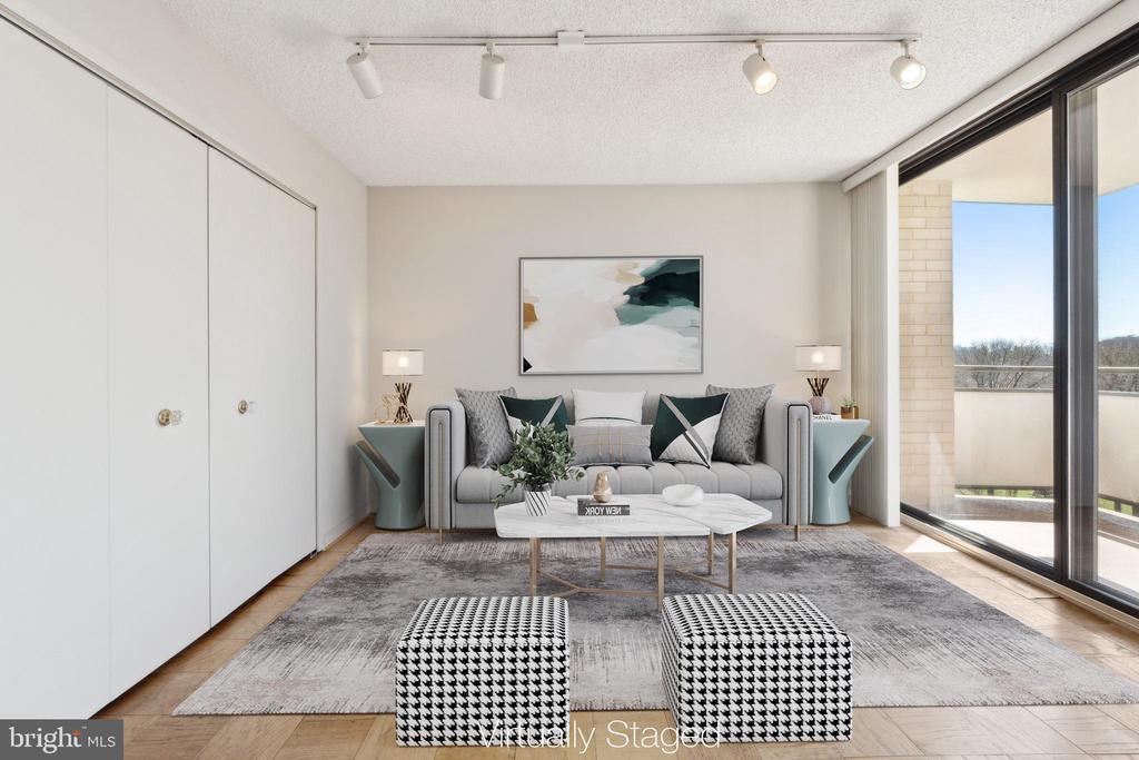 5225 POOKS HILL ROAD Unit: 722S