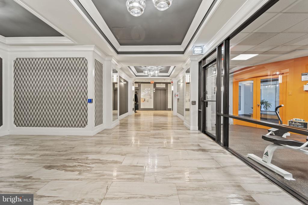 5225 POOKS HILL ROAD Unit: 722S