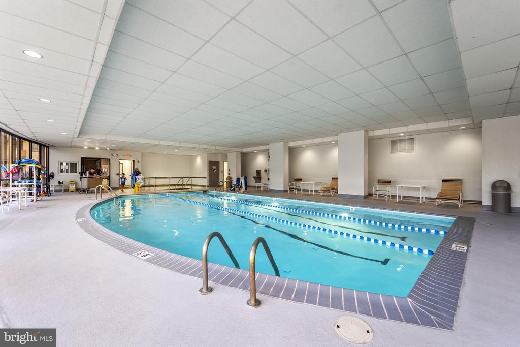 5225 POOKS HILL ROAD Unit: 722S
