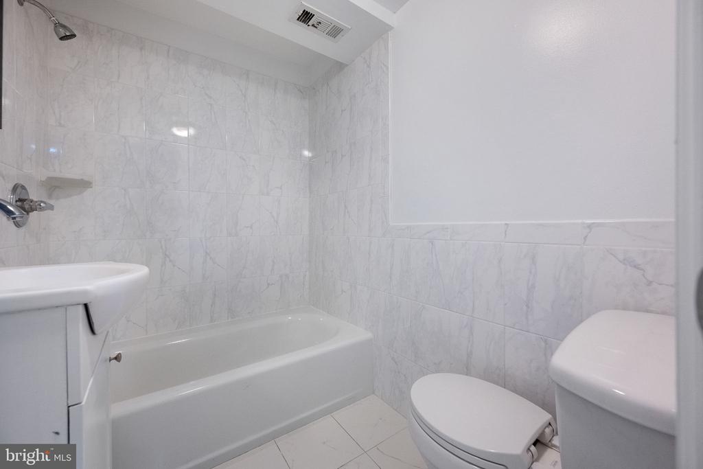 14664 KEENELAND CIR