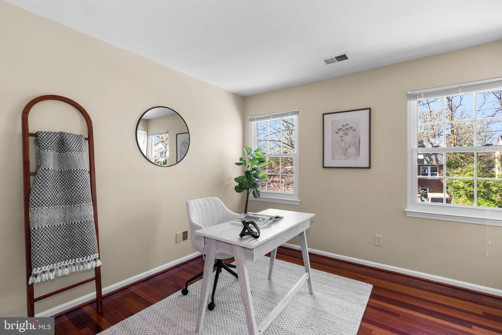 122 HAMILTON AVENUE