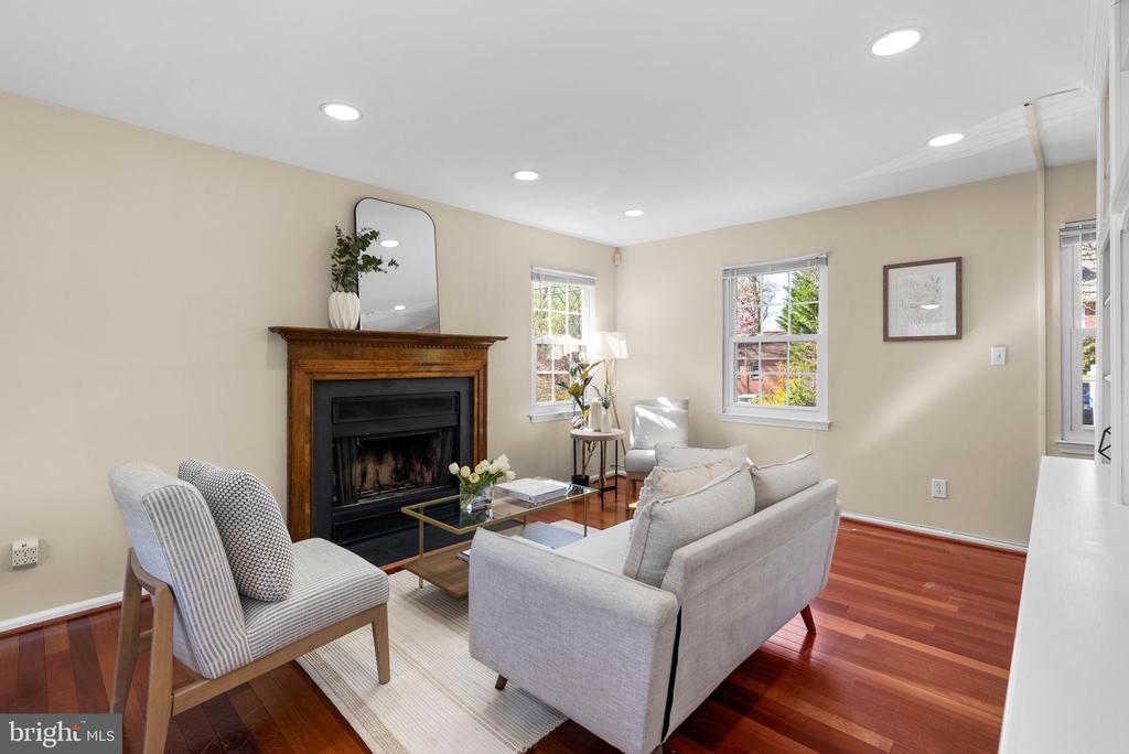 122 HAMILTON AVENUE