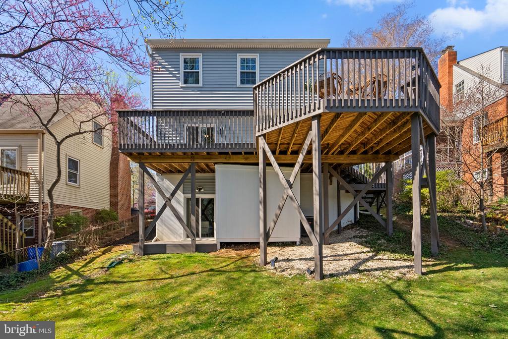 122 HAMILTON AVENUE