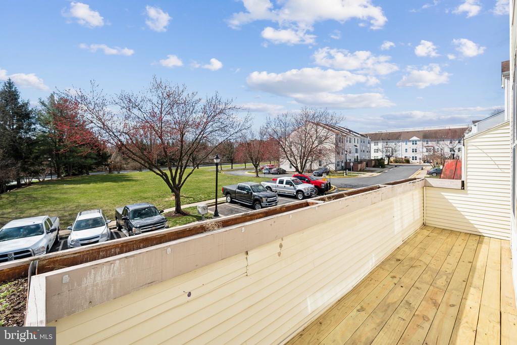 9411 ROYAL BONNET TERRACE