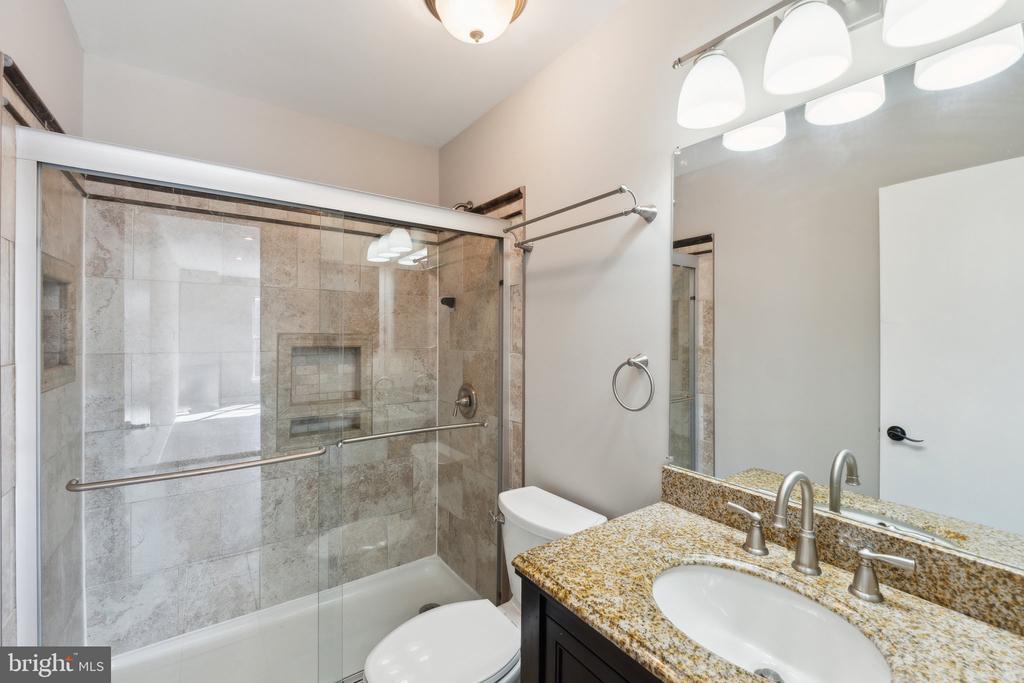 9411 ROYAL BONNET TERRACE