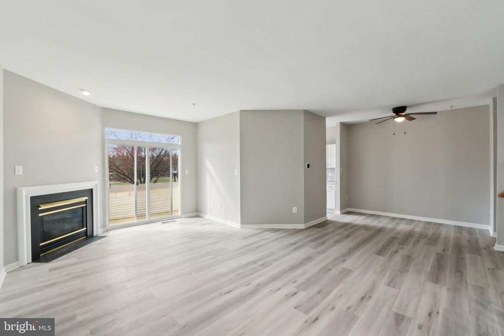 9411 ROYAL BONNET TERRACE