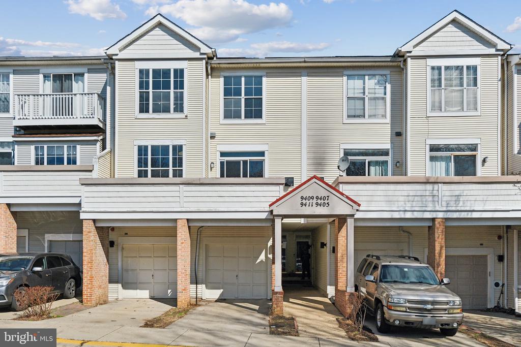 9411 ROYAL BONNET TERRACE