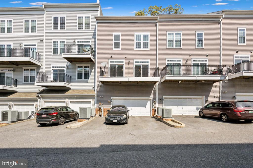 228 N SUMMIT AVENUE Unit: 27-228