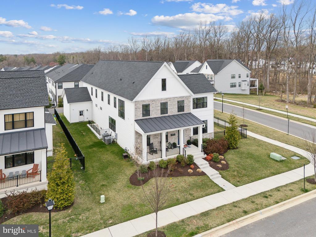 13910 SCOUT LANE