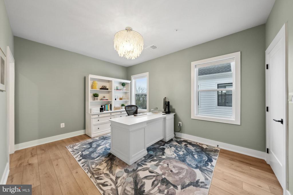13910 SCOUT LANE