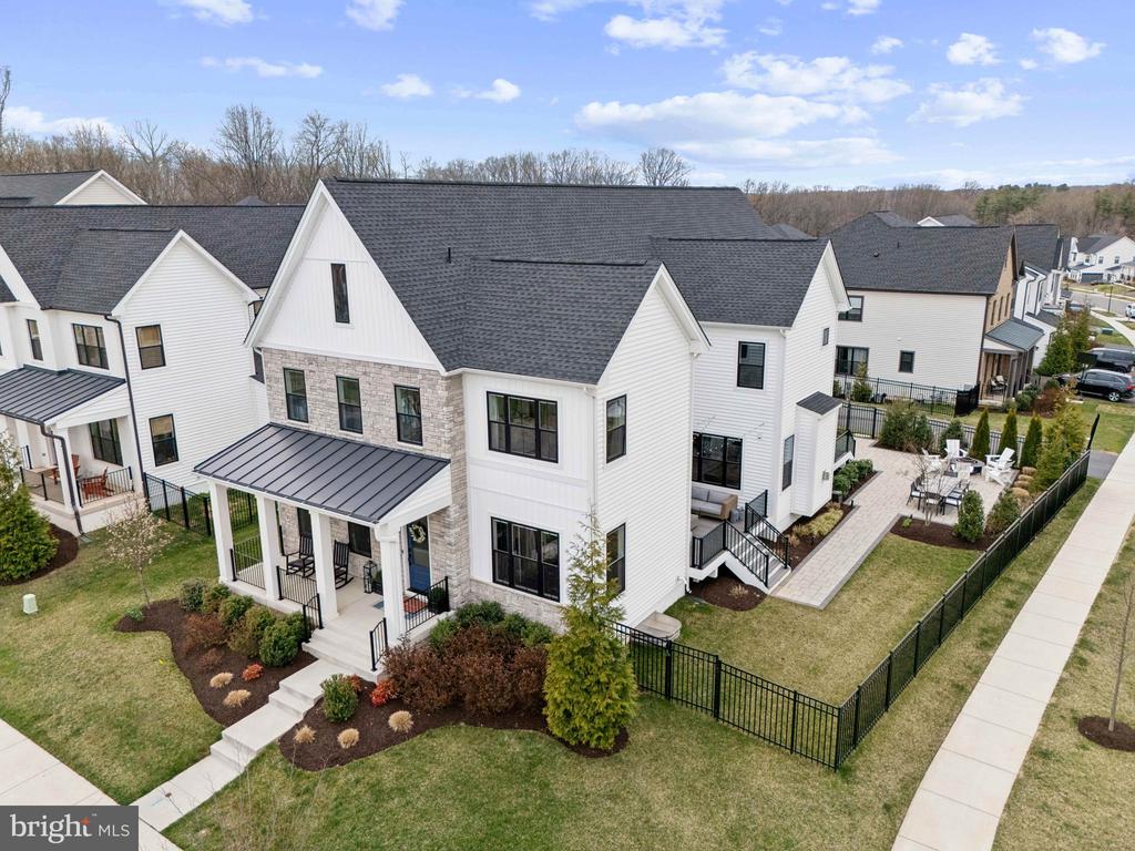13910 SCOUT LANE