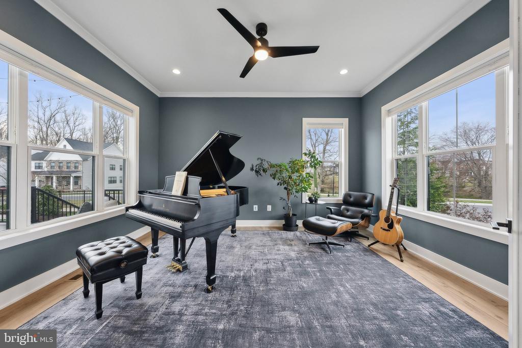 13910 SCOUT LANE