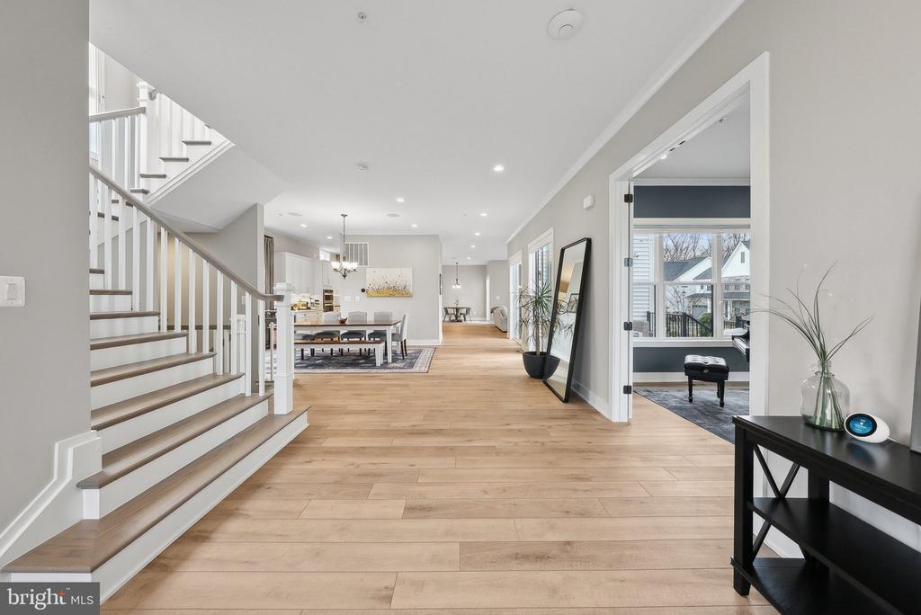 13910 SCOUT LANE