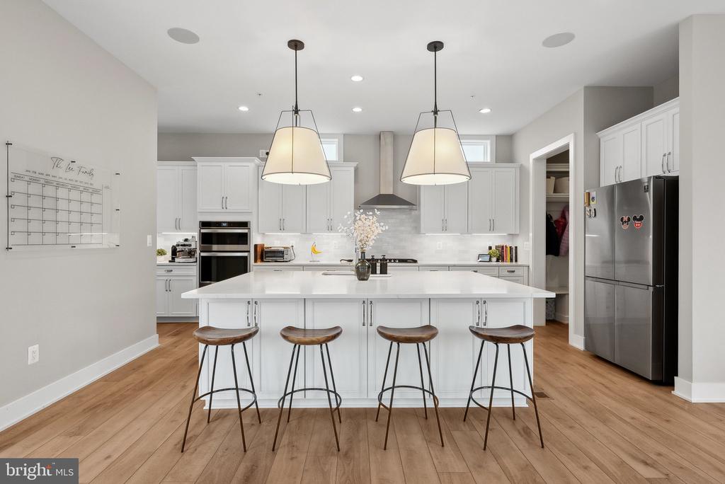 13910 SCOUT LANE