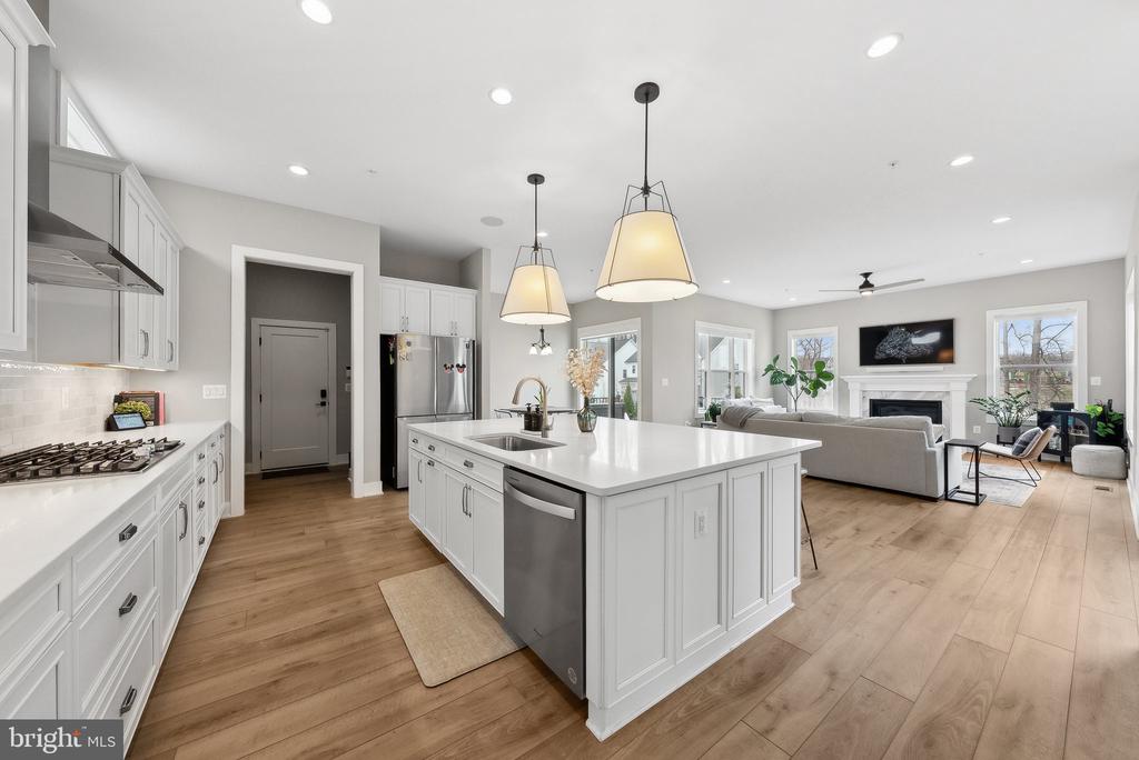 13910 SCOUT LANE