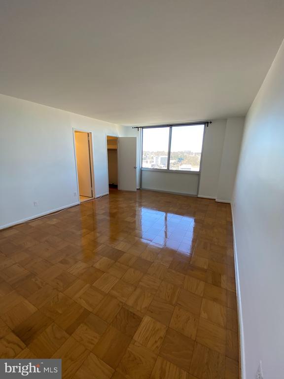 5101 RIVER ROAD Unit: 1417