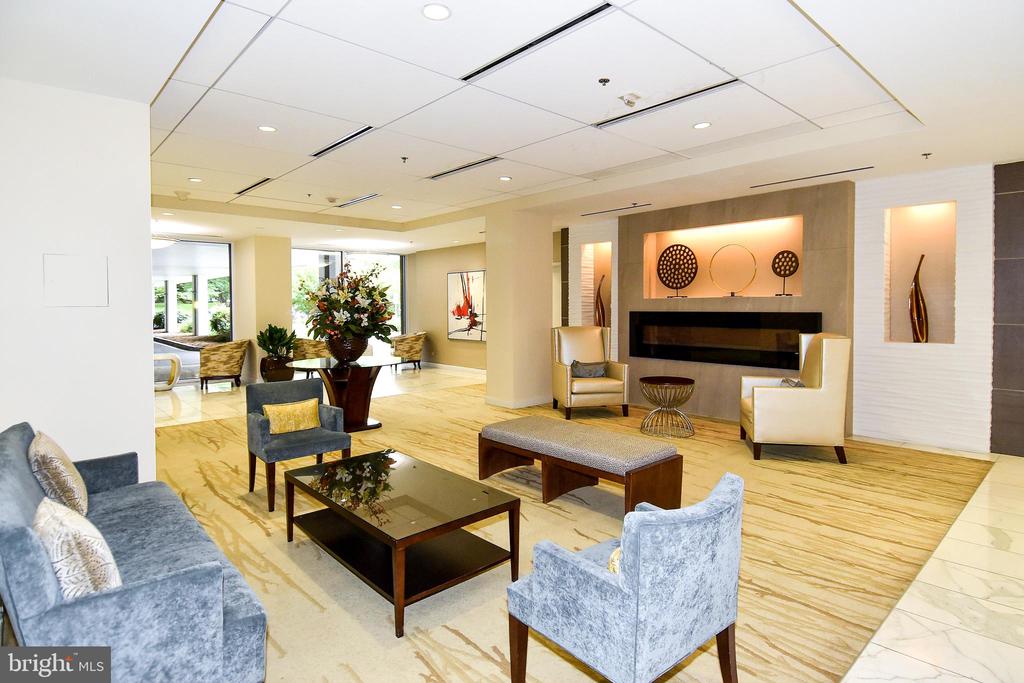 5101 RIVER ROAD Unit: 1417