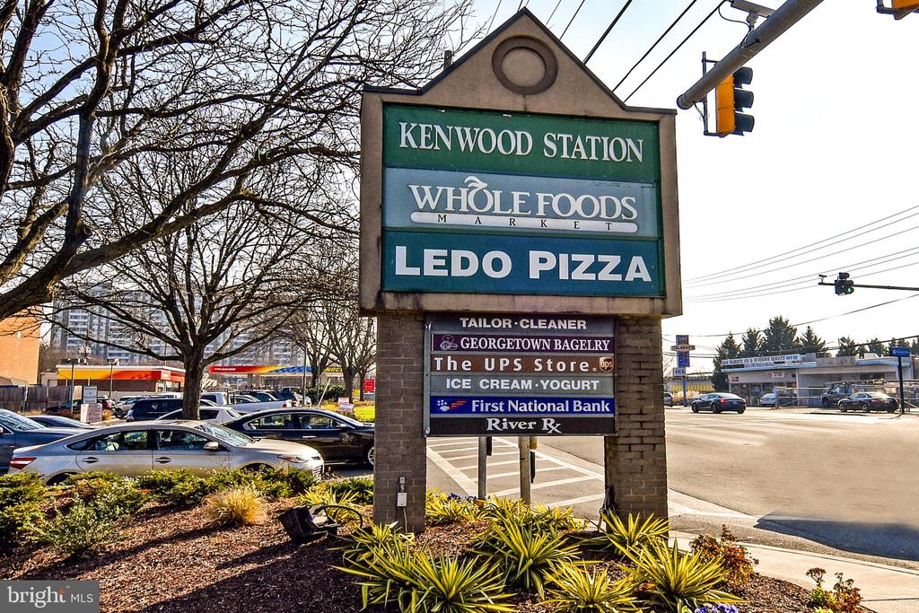5101 RIVER ROAD Unit: 1417