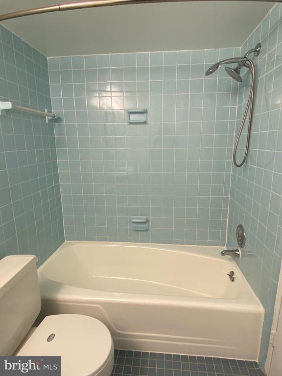 5101 RIVER ROAD Unit: 1417