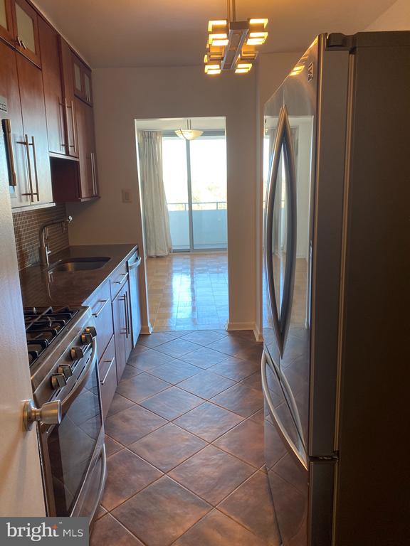 5101 RIVER ROAD Unit: 1417