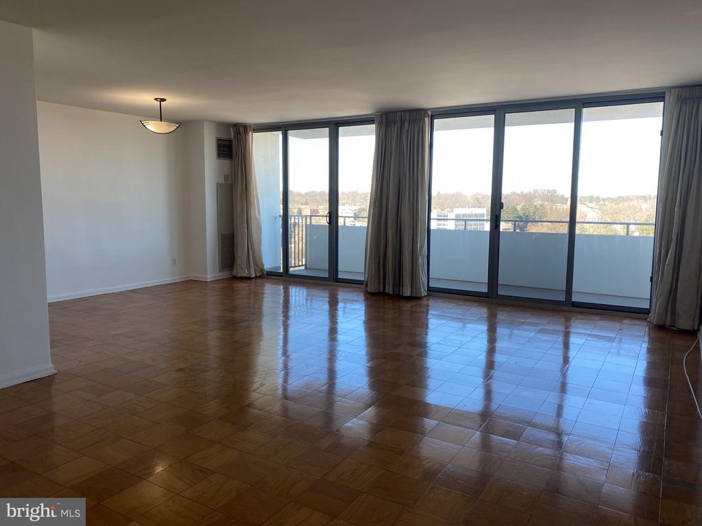 5101 RIVER ROAD Unit: 1417