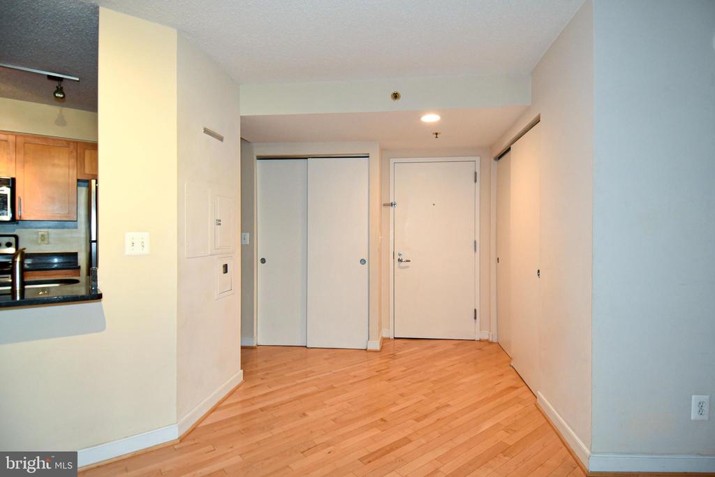 7500 WOODMONT AVENUE Unit: S311