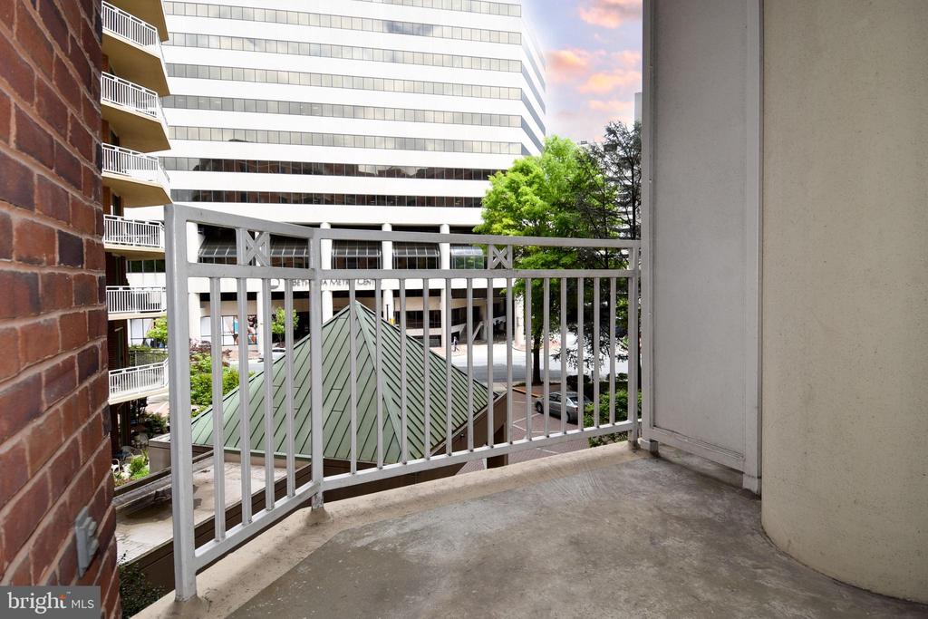 7500 WOODMONT AVENUE Unit: S311
