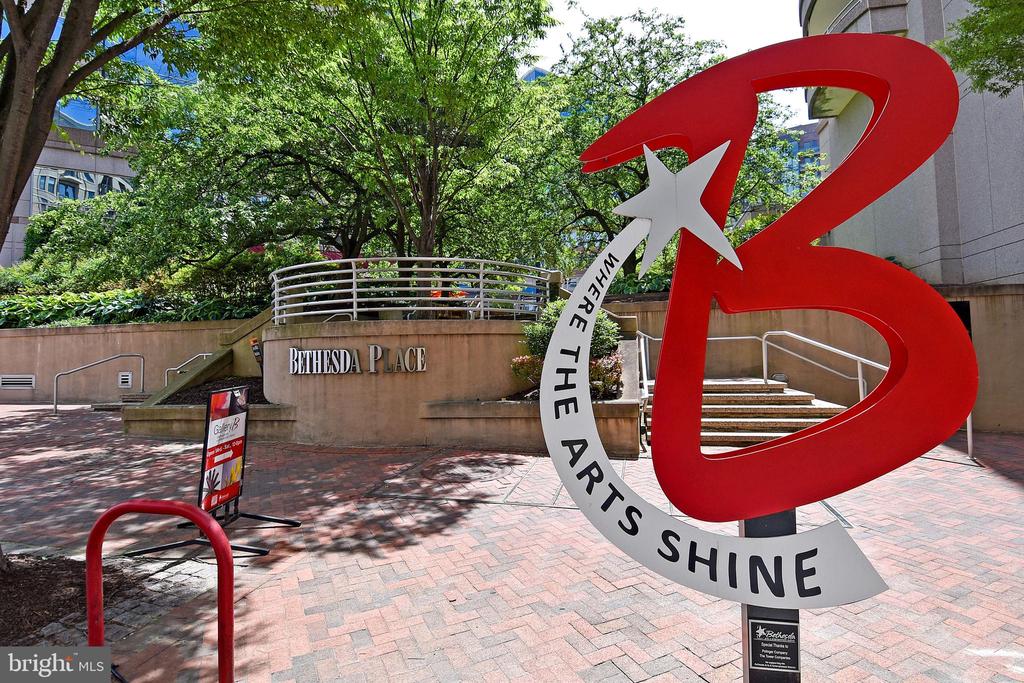 7500 WOODMONT AVENUE Unit: S311