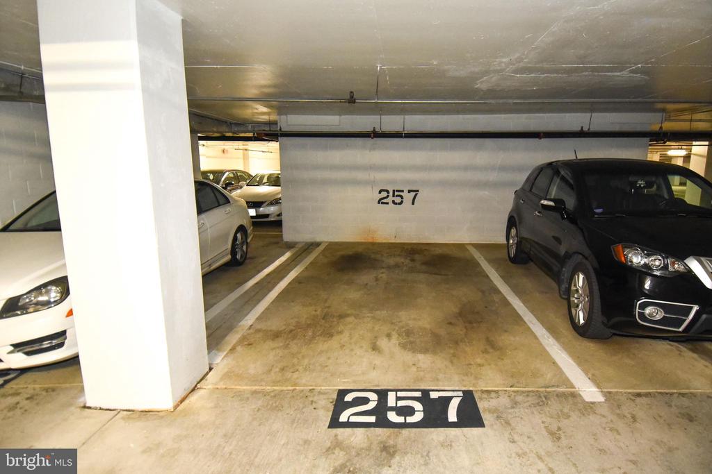 7500 WOODMONT AVENUE Unit: S311