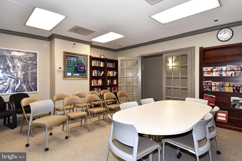 7500 WOODMONT AVENUE Unit: S311