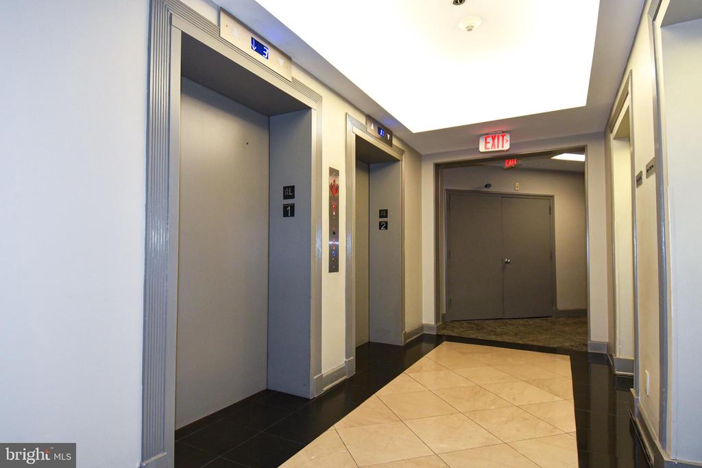 7500 WOODMONT AVENUE Unit: S311