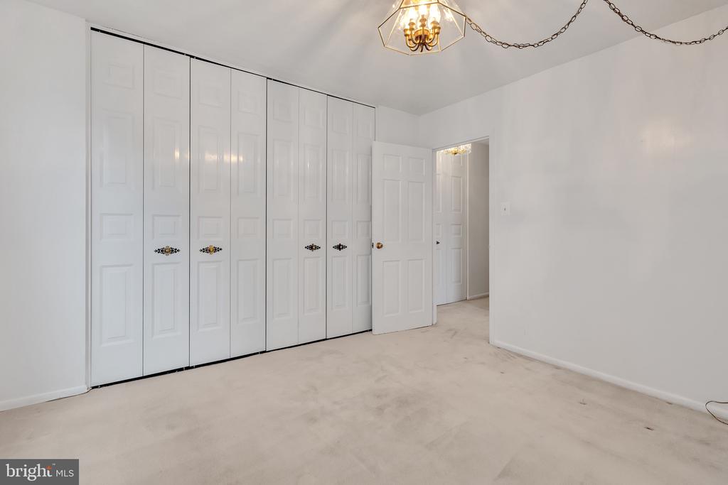 4601 N PARK AVENUE Unit: 406F