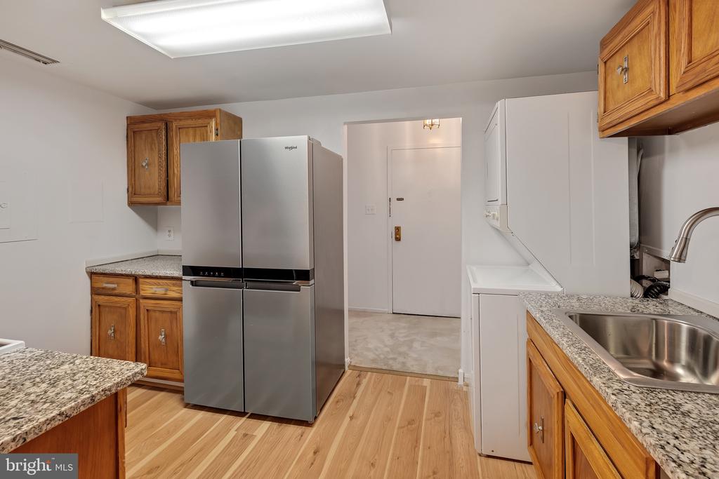 4601 N PARK AVENUE Unit: 406F