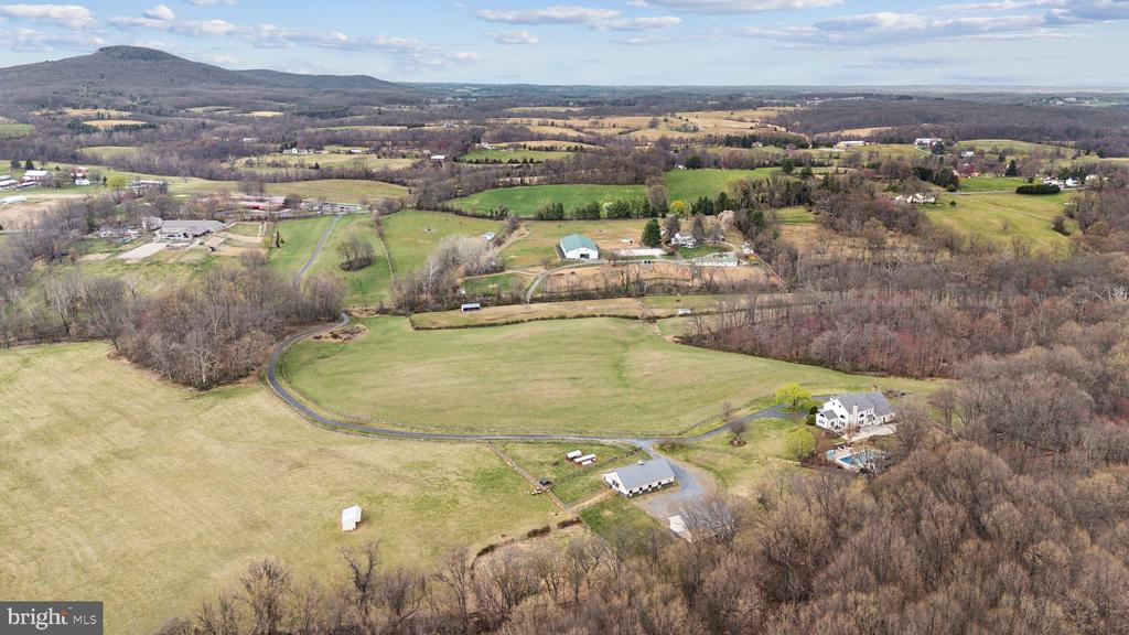 18600 BARNESVILLE ROAD