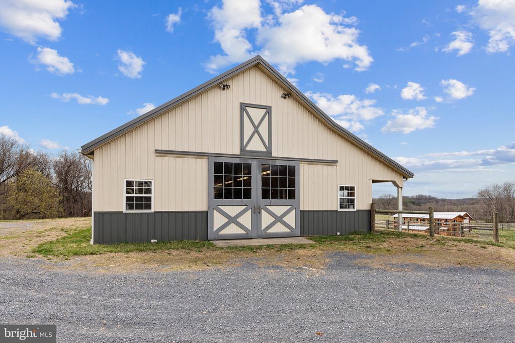 18600 BARNESVILLE ROAD