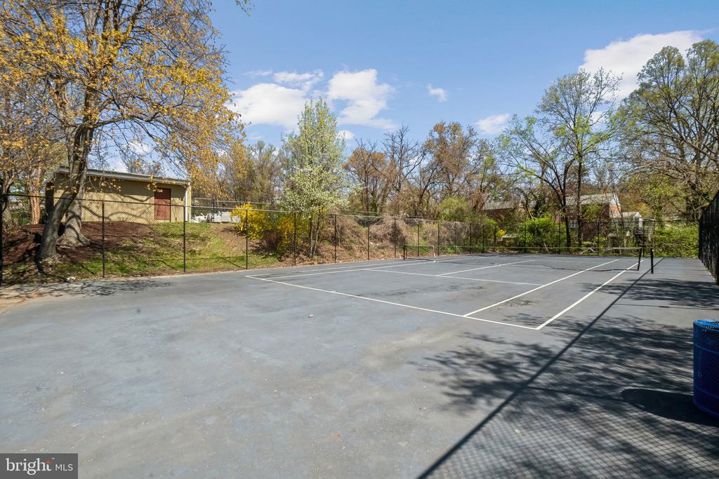 7333 NEW HAMPSHIRE AVENUE Unit: 808 S