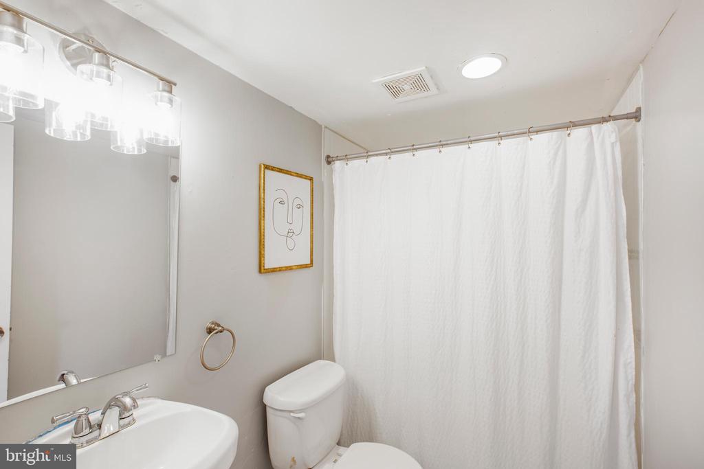 788 QUINCE ORCHARD BOULEVARD Unit: 201